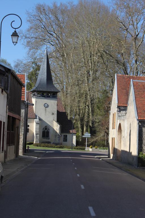 Charmante Maison Pierres 1768 Polisy Zewnętrze zdjęcie